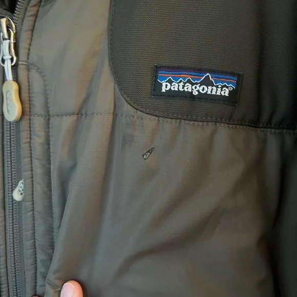 Patagonia men’s ski jacket - Picture 2 of 3